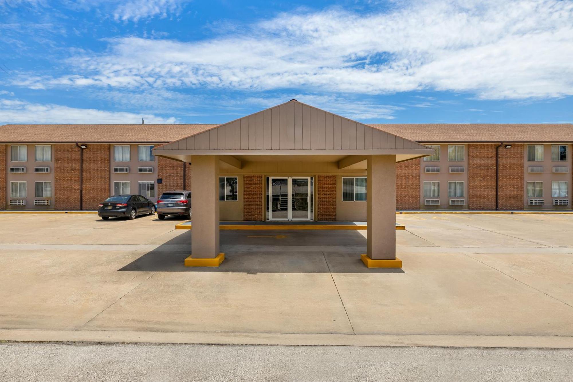 Econo Lodge Emporia Ngoại thất bức ảnh