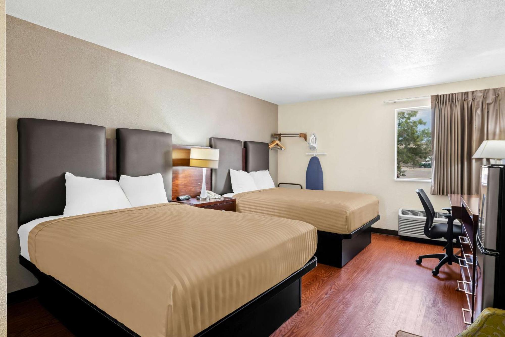 Econo Lodge Emporia Ngoại thất bức ảnh