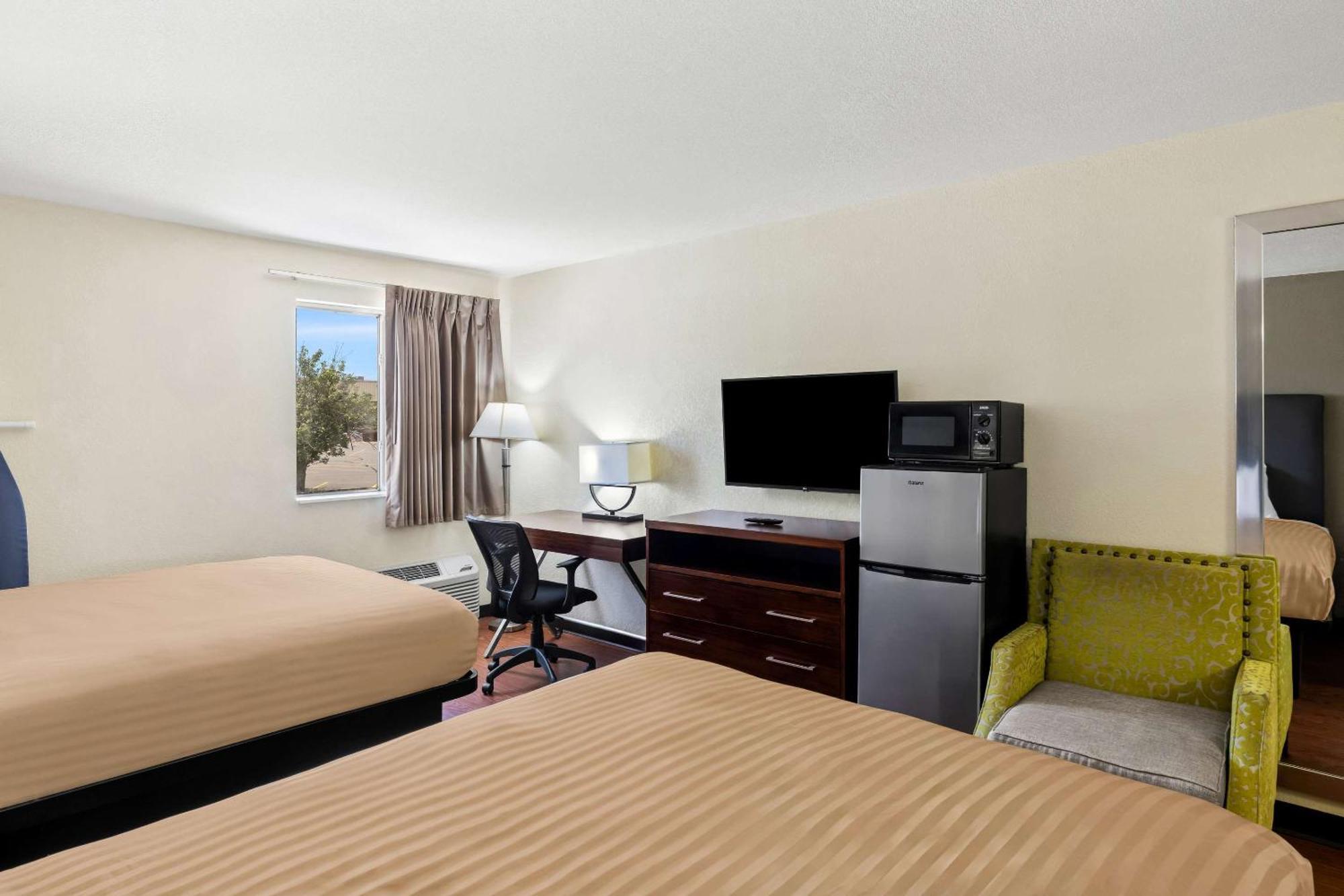 Econo Lodge Emporia Ngoại thất bức ảnh