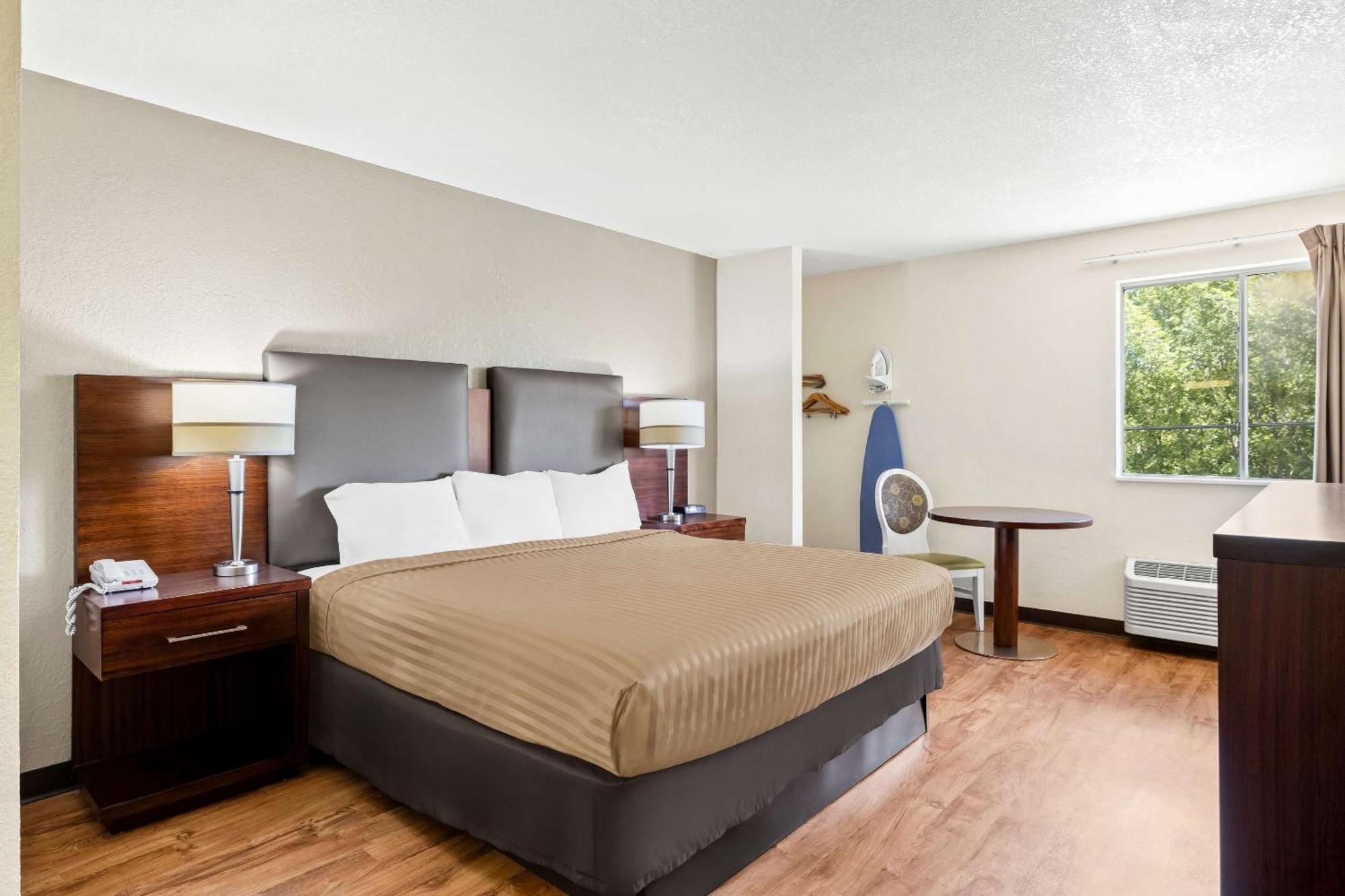 Econo Lodge Emporia Ngoại thất bức ảnh