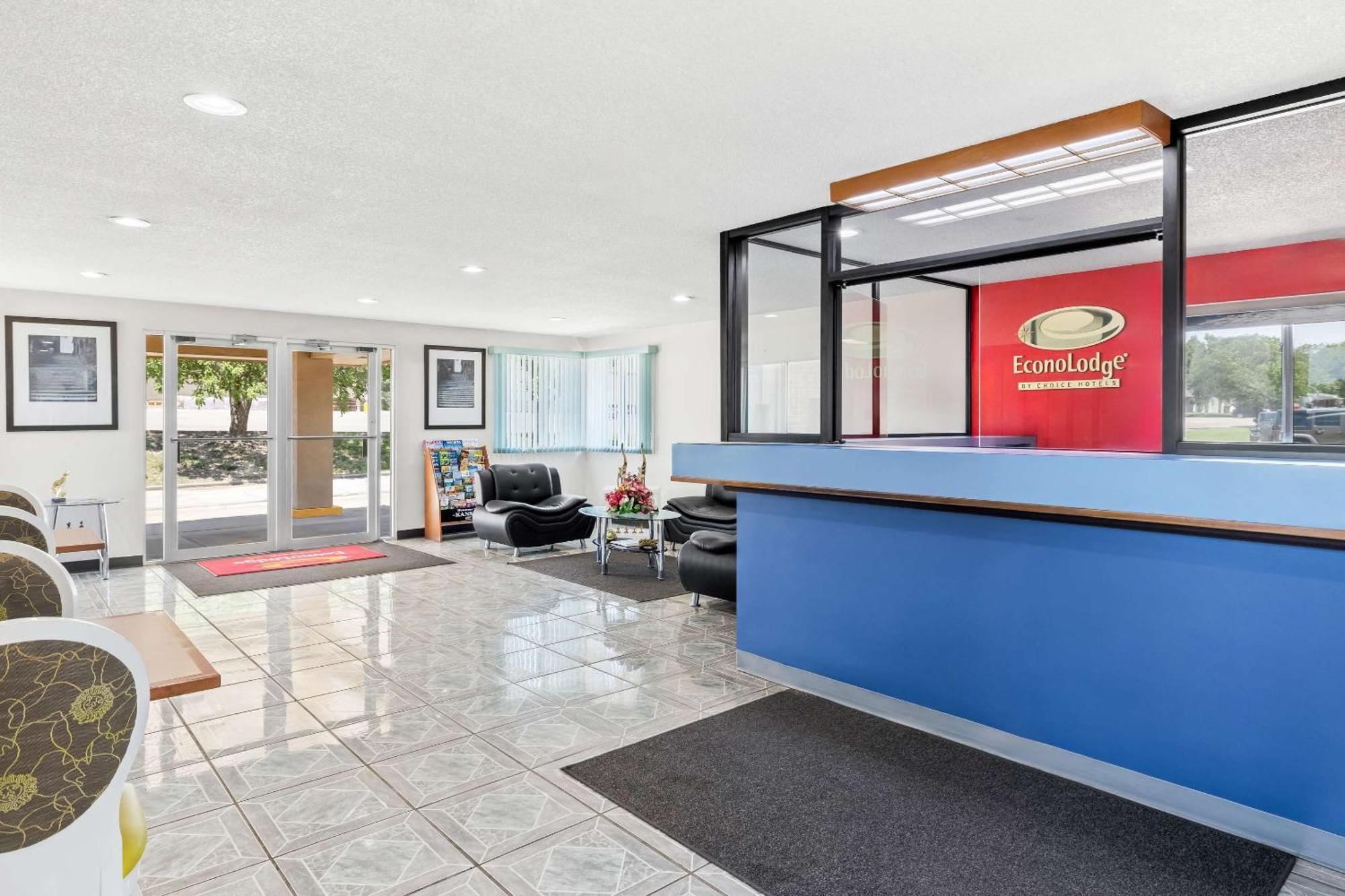 Econo Lodge Emporia Ngoại thất bức ảnh